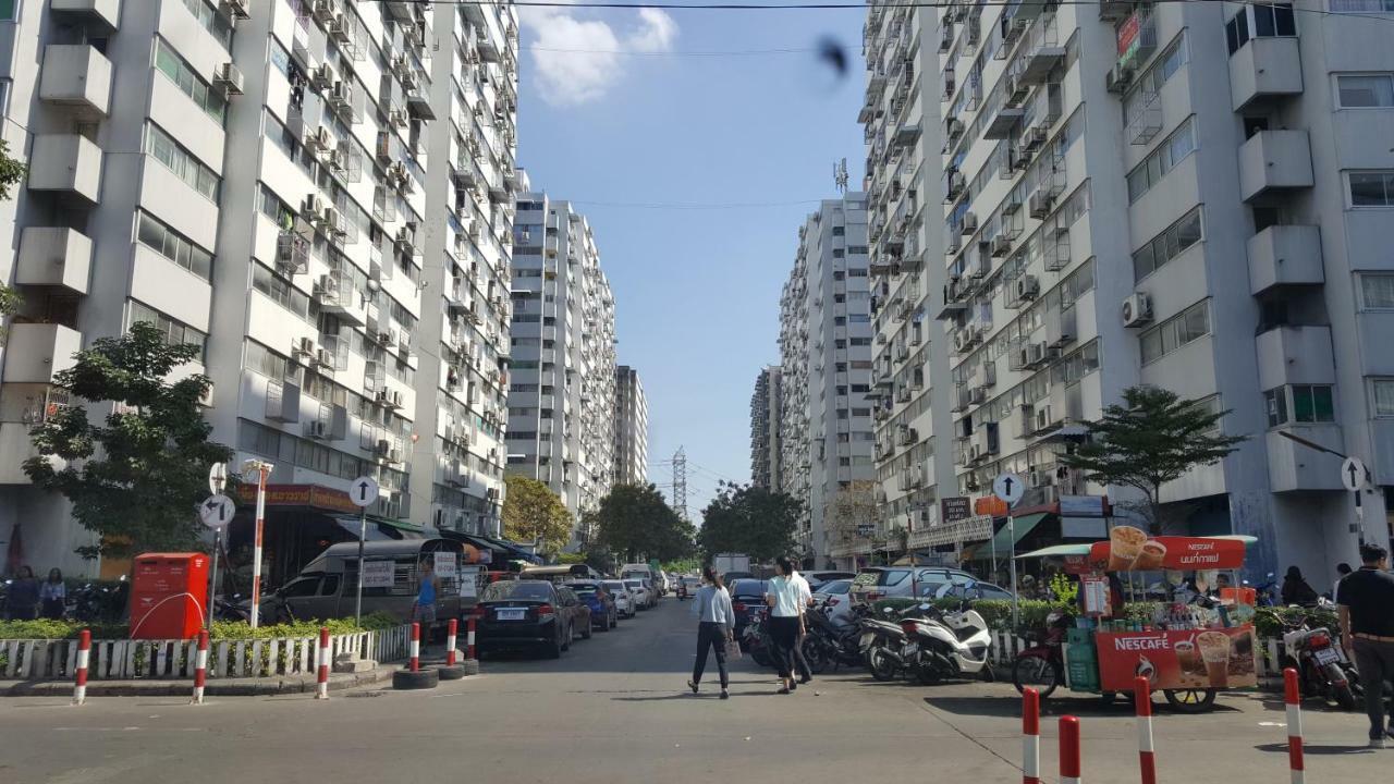 Condo C2 Impact Nonthaburi Eksteriør billede